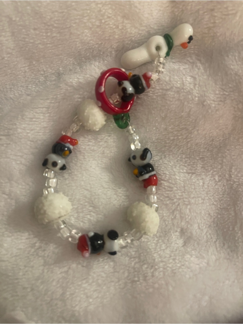 Euc glass beaded penguin vintage Christmas winter Jewerly